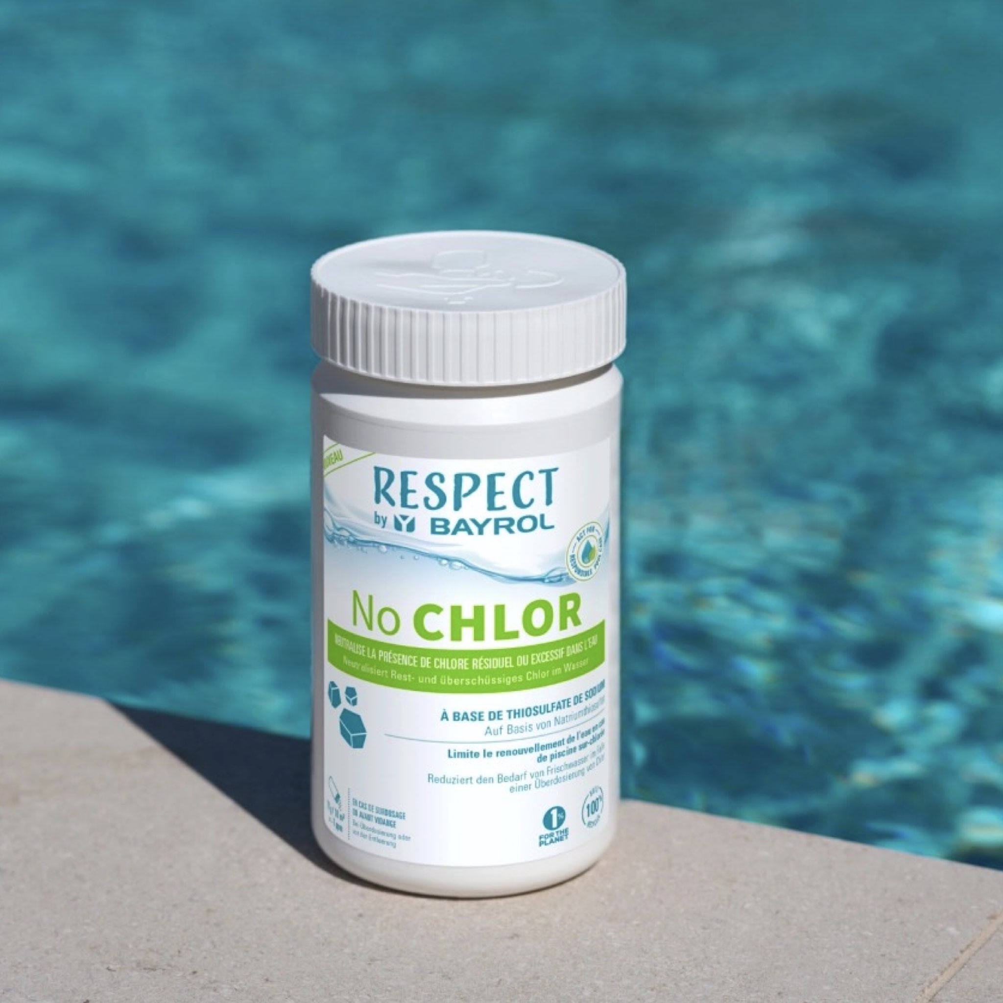 BAYROL Respect No Chlor – Dose am Poolrand, Motiv zur Anwendung am Pool